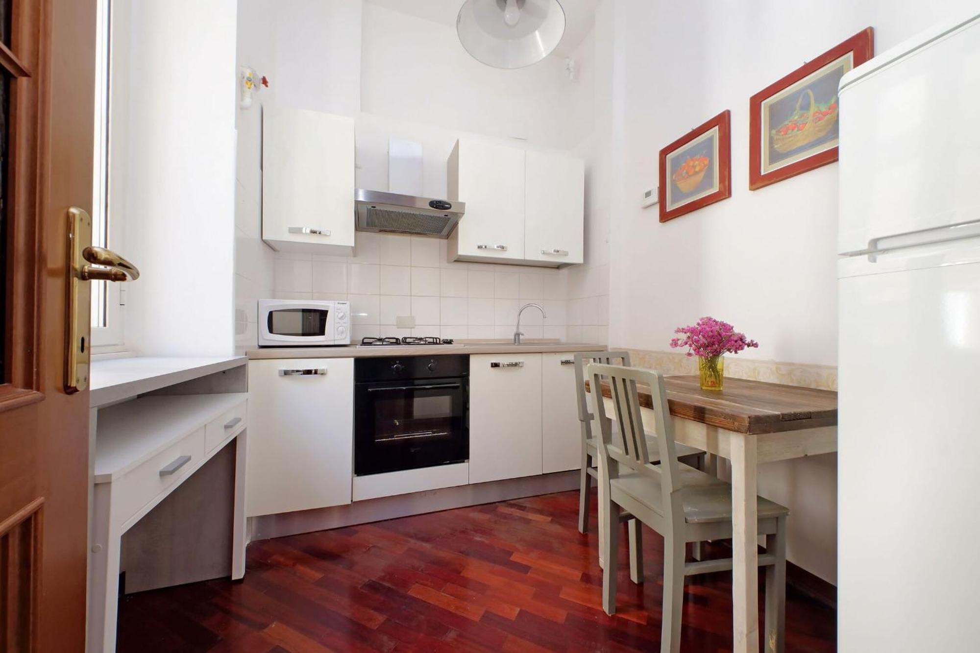1 Bd With Balcony San Giovanni By Halldis Rome Exterior photo